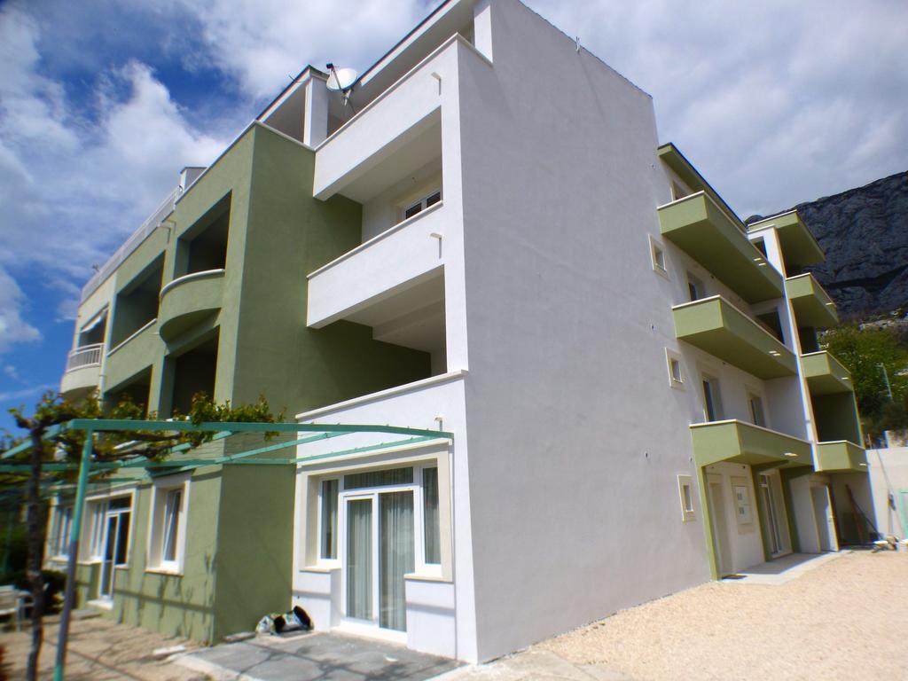 Apartments Hermes Тучепи Екстер'єр фото
