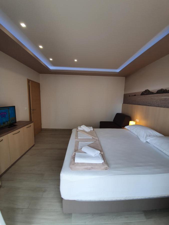 Apartments Hermes Тучепи Екстер'єр фото