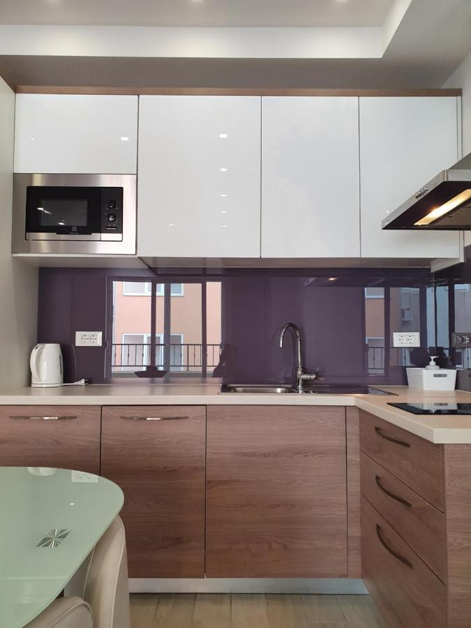 Apartments Hermes Тучепи Екстер'єр фото